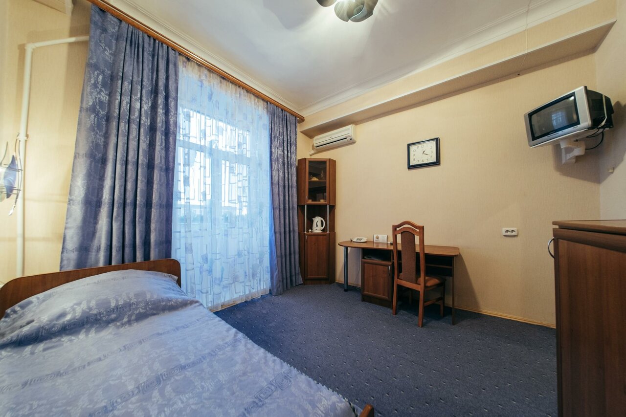 Гостиница Волга Ульяновск-100