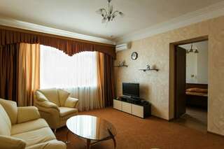 Гостиница Волга Ульяновск Люкс-1