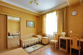 Гостиница Волга Ульяновск Стандарт Семейный-1