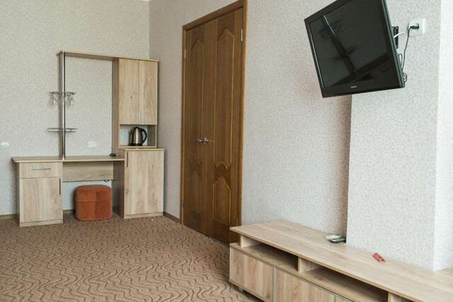 Гостиница Волга Ульяновск-110