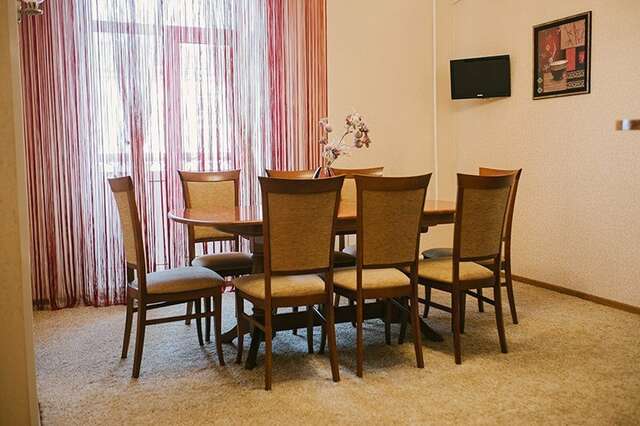 Гостиница Волга Ульяновск-90